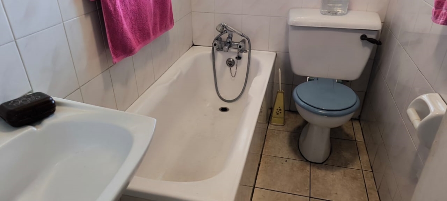 3 Bedroom Property for Sale in Beacon Valley Western Cape